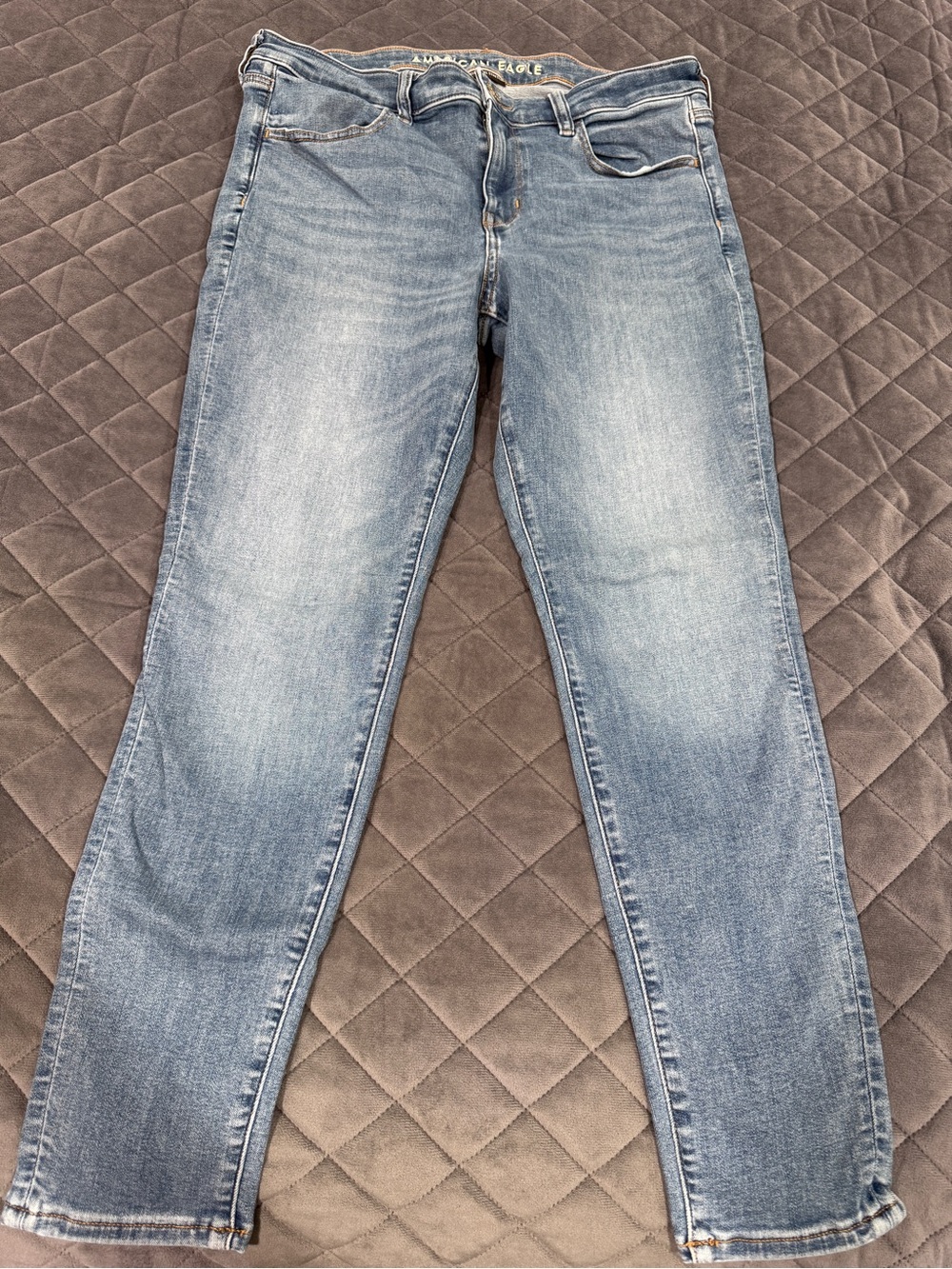American Eagle Outfitters Light Blue Women’s Skinny Jeans